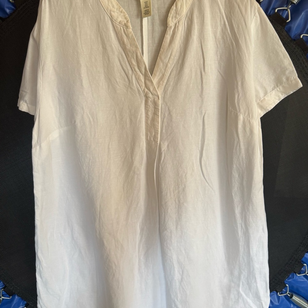 H&M linen blend White Short-Sleeve V-Neck Tunic dress